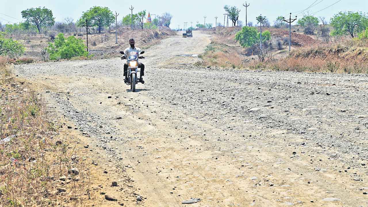 BRS Public Meeting | కేసీఆర్‌తోనే మాకు అచ్చేదిన్‌.. ఇదీ మరాఠీ ప్రజల మనోగతం
