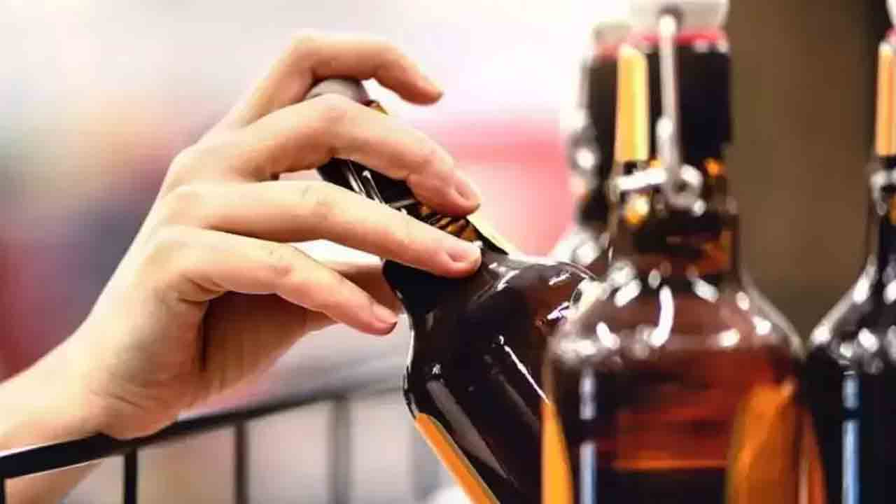 New Excise Policy | ప్రతి లిక్కర్‌ బాటిల్‌పై ఒక్క రూపాయి ఆవు పన్ను.. నూతన ఎక్సైజ్‌ పాలసీకి ఉత్తరాఖండ్‌ ఆమోదం