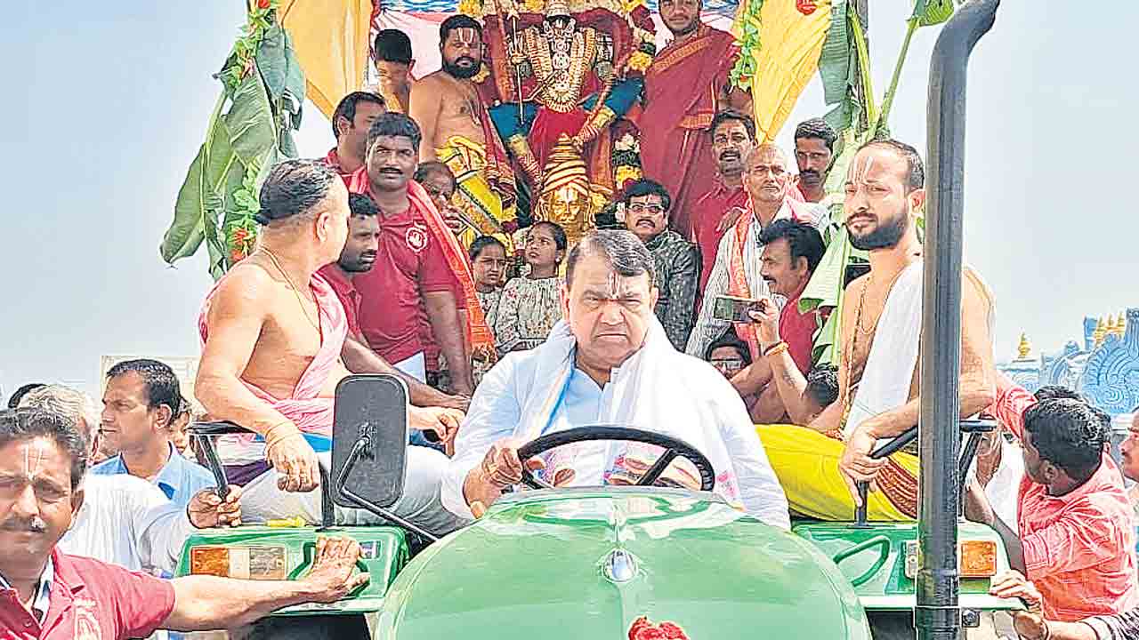 కల్యాణరాముడు శ్రీనివాసుడు