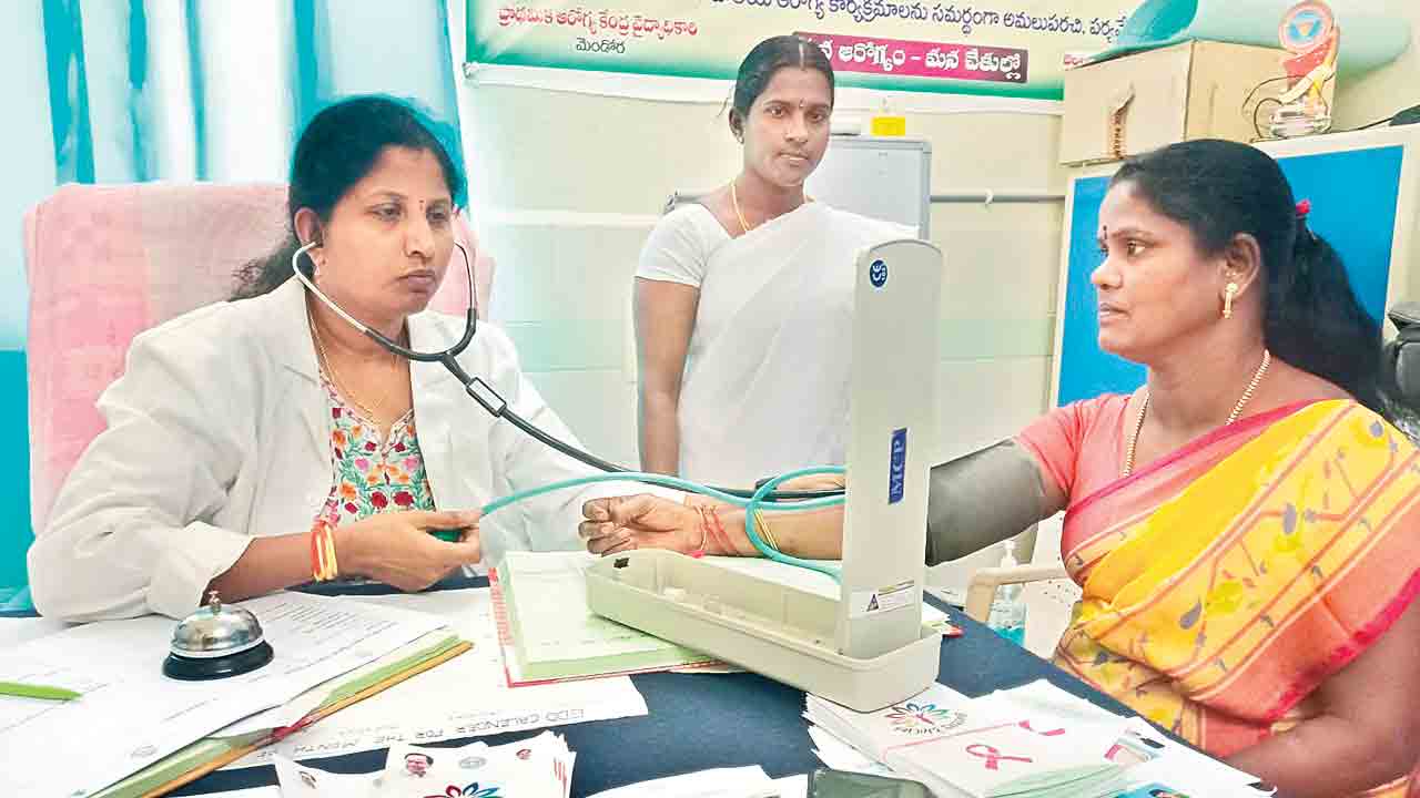 మహిళలకు ఆరోగ్య మస్తు