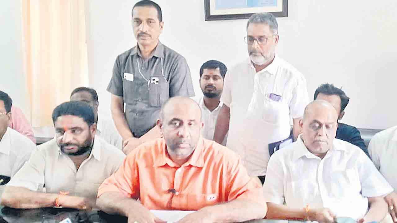 అభివృద్ధిని చూసి ఓర్వలేకే విమర్శలు