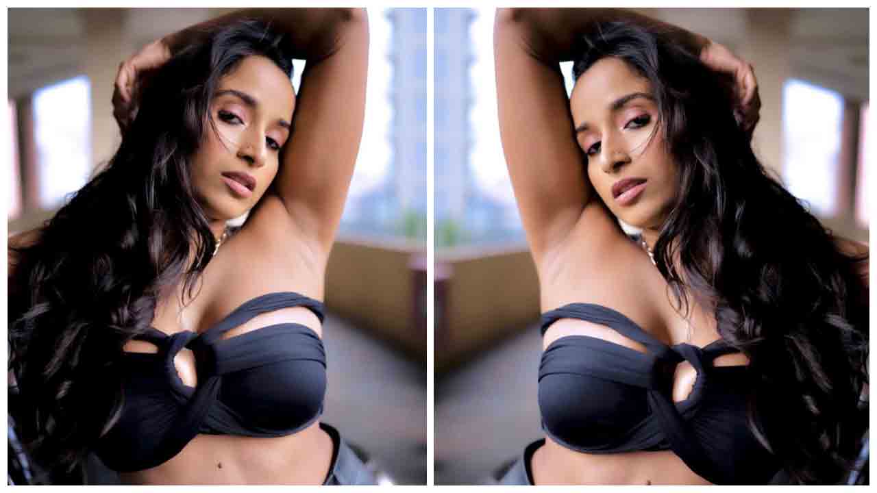 Pooja Bhalekar | వర్మ హీరోయిన్ పూజా భలేకర్ గ్లామర్ షో..