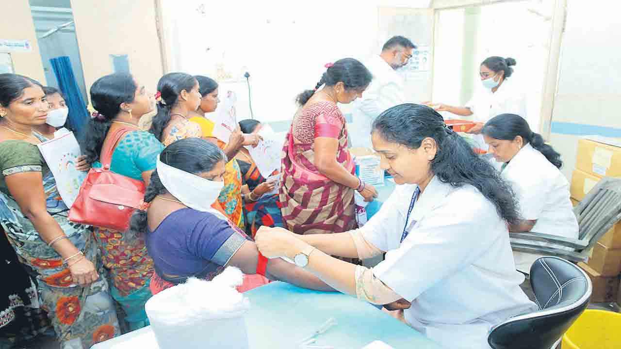 ‘ఆరోగ్య మహిళ’కు అనూహ్య స్పందన