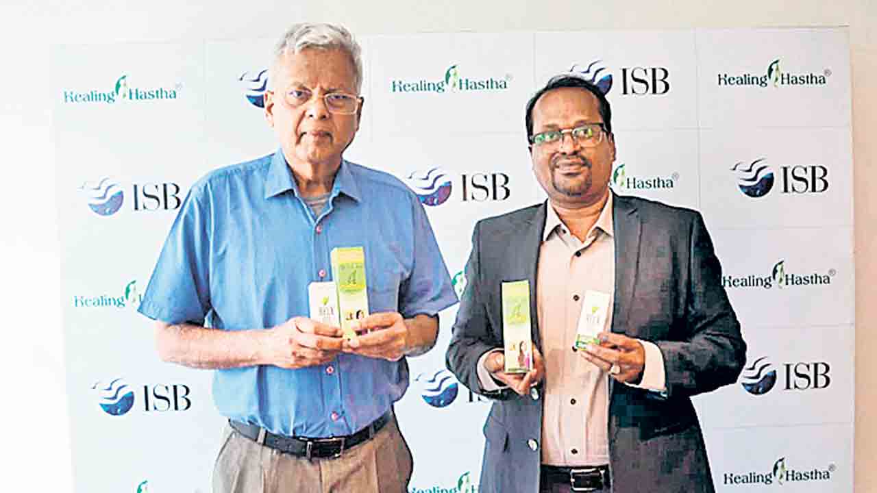 ‘హీలింగ్‌ హస్త’ నుంచి మరిన్ని ఉత్పత్తులు