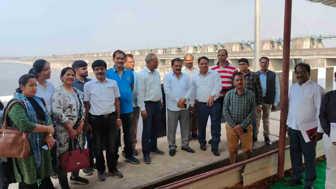 Kaleshwaram | కాళేశ్వరం ప్రాజెక్టు అద్భుత నిర్మాణం… పంజాబ్‌ అగ్రివర్సిటీ ఇంజినీర్ల ప్రశంస
