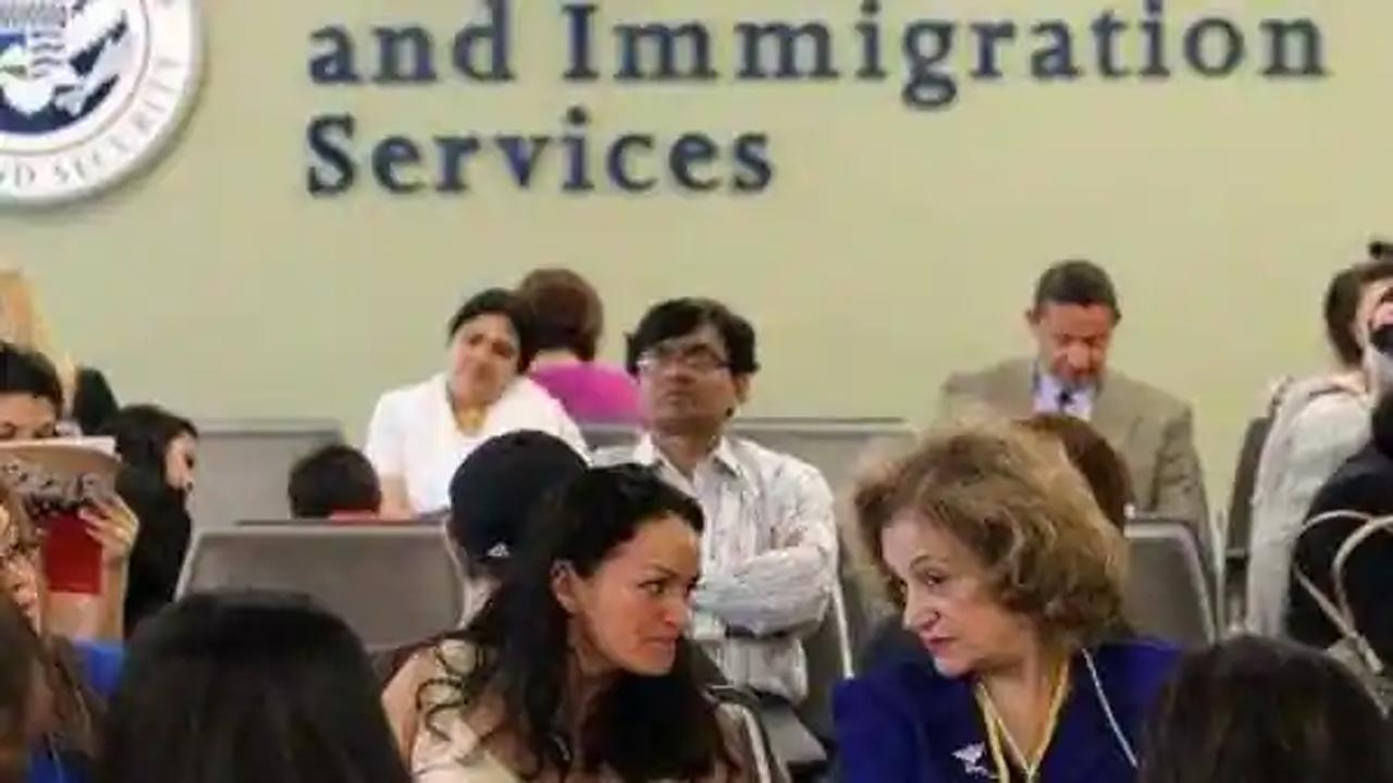 టూరిస్ట్‌ వీసాపైనా ఇంటర్వ్యూకు హాజరవ్వొచ్చు: యూఎస్‌