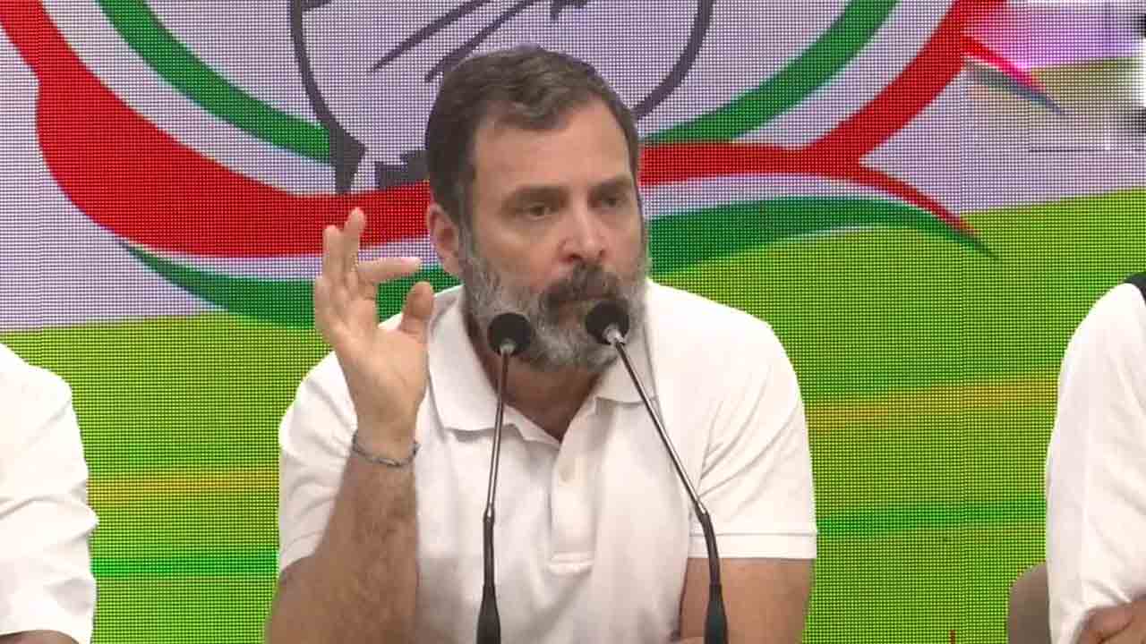 Rahul Gandhi Press Meet | మోదీ కళ్లలో భయాన్ని చూశా.. నా తదుపరి ప్రసంగానికి జడిసే అనర్హత వేటు