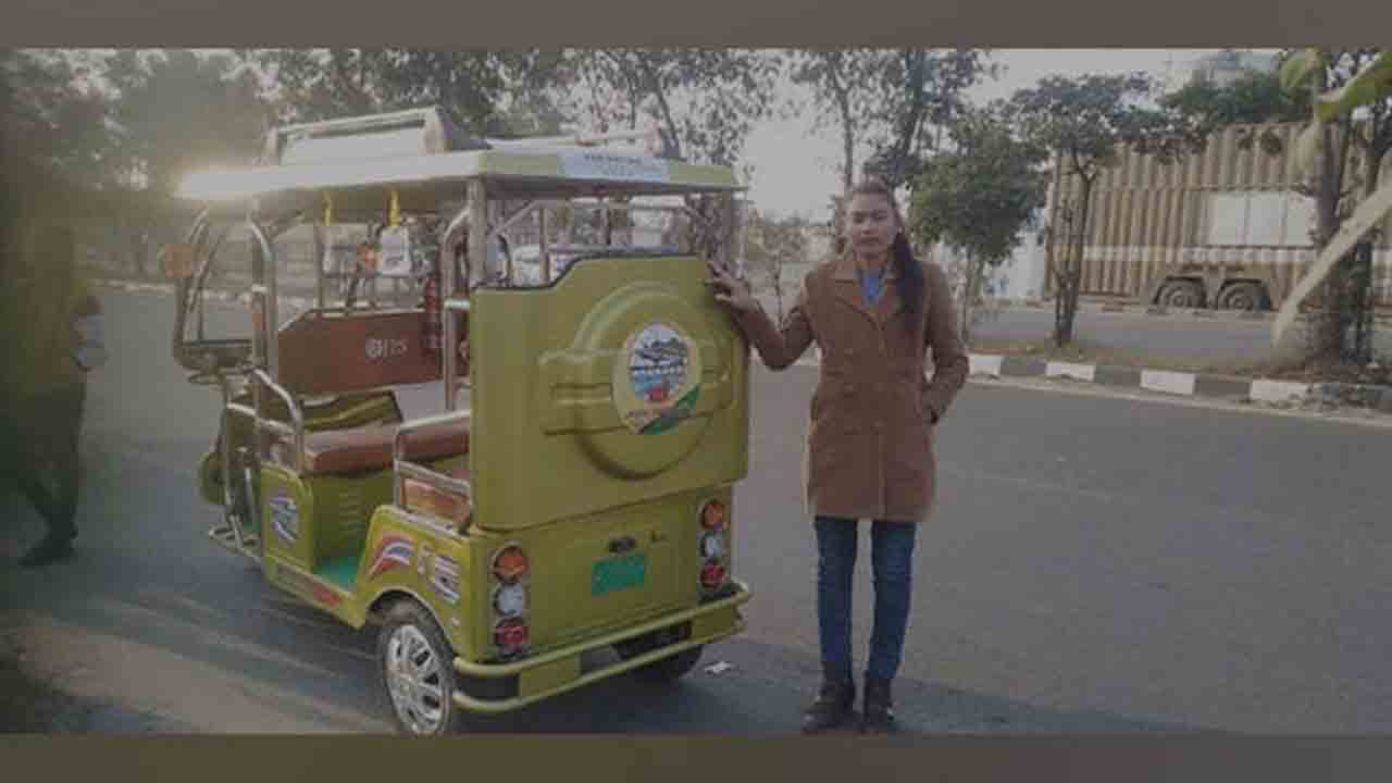 Ranjeet Kour | అడ్డుకట్టలు తెంచుకుని ఆటో నడుపుతూ.. ఆర్జనలో భర్తకు చేదోడువాదోడుగా జమ్ము మహిళ