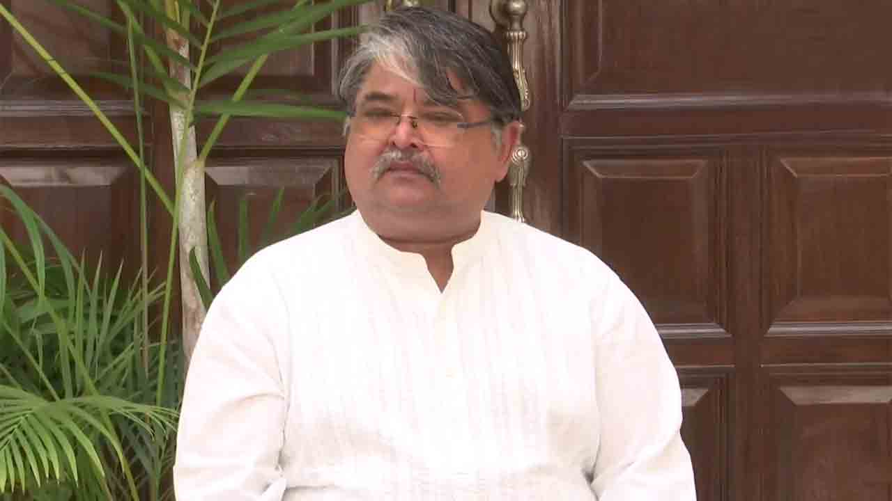 Ranjit Savarkar | సావర్కర్‌ క్షమాపణలు చెప్పినట్టు సాక్ష్యాధారాలతో నిరూపించాలి.. రాహుల్‌కు రంజిత్‌ సావర్కర్‌ సవాల్‌