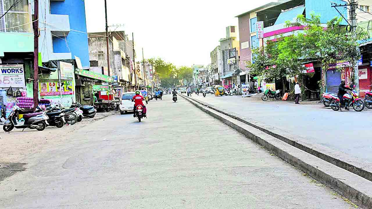 నిధుల వరద.. ప్రగతి పరుగు