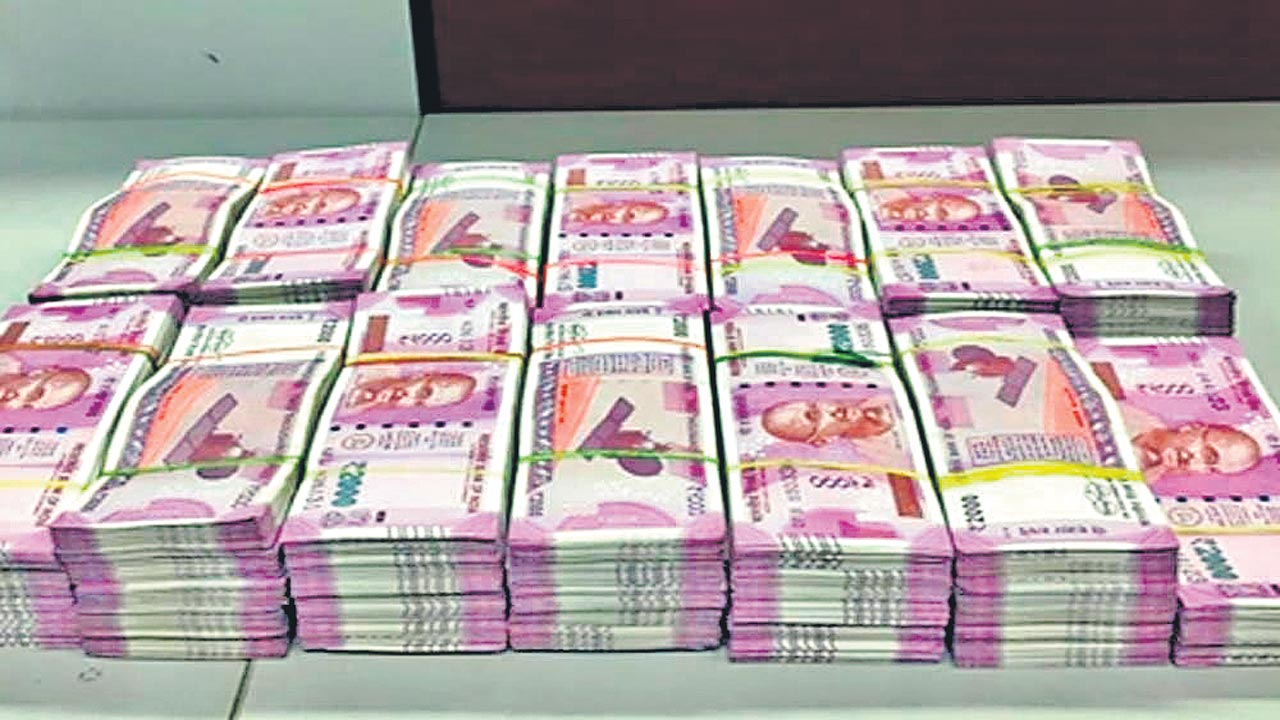 Demonetisation | డీమానిటైజేషన్‌ తర్వాత 3 రెట్లు పెరిగిన 500, 2000 నోట్ల చెలామణి : నిర్మలా సీతారామన్‌