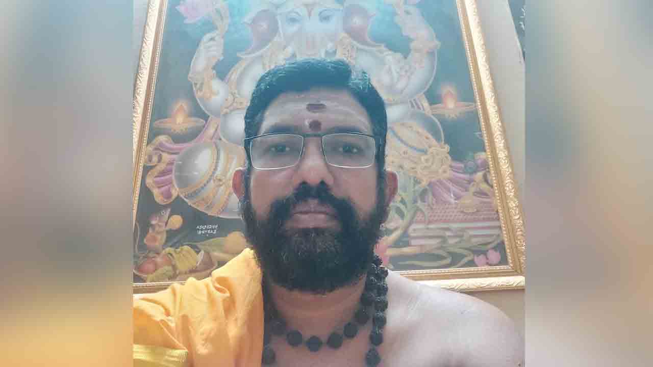 Dharmapuri | ధర్మపురి సిద్దాంతికి అరుదైన అవకాశం..బొల్లారం రాష్ట్రపతి నిలయంలో పంచాంగ పఠనం