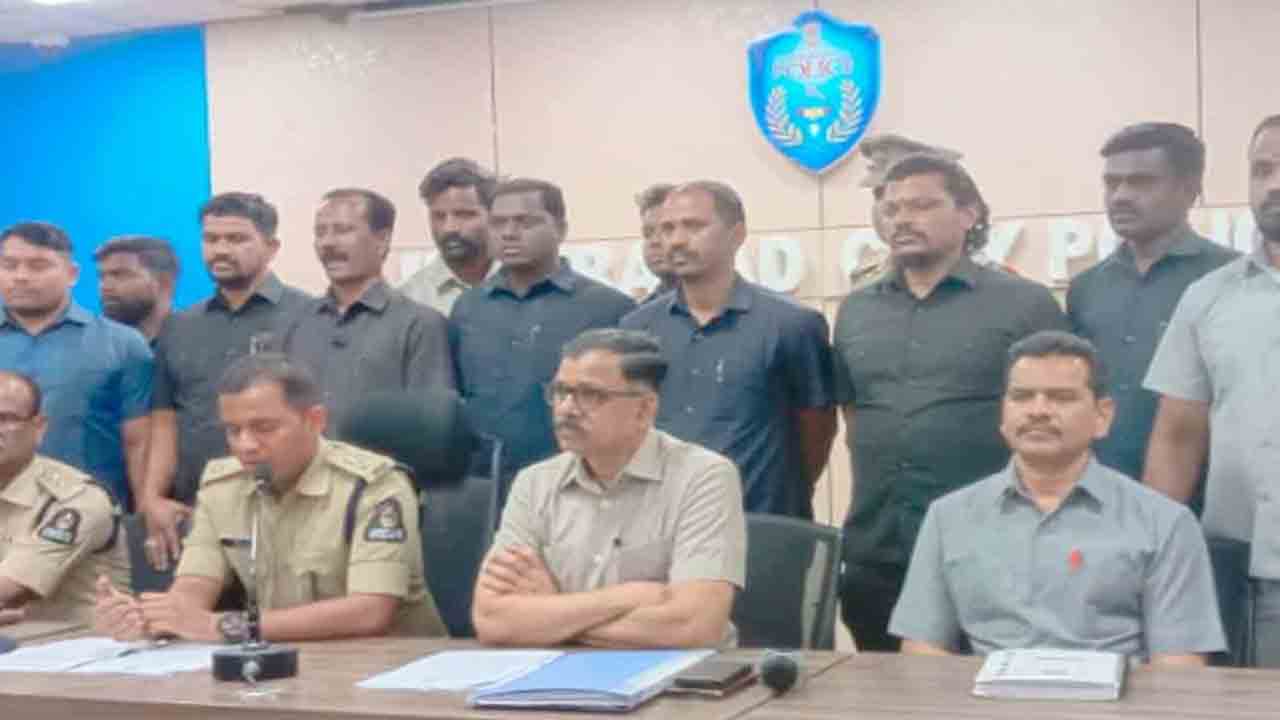 TSPSC Paper Leakage | విదేశాల్లో ఉన్నా విచారణకు రావాల్సిందే.. న్యూజిలాండ్‌లోని రాజశేఖర్‌రెడ్డి బావకు సిట్‌ ఆదేశాలు