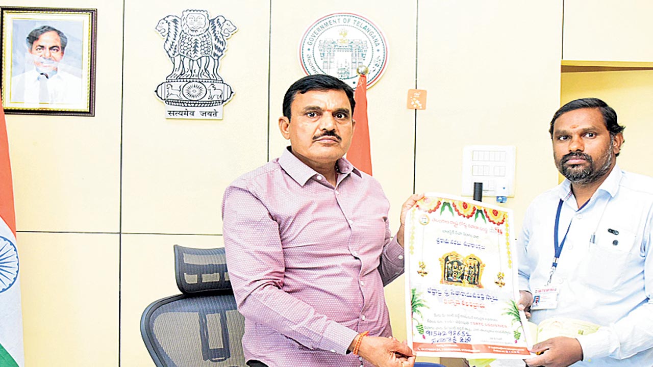 బ్యాంకర్లు రుణ లక్ష్యాన్ని సాధించాలి