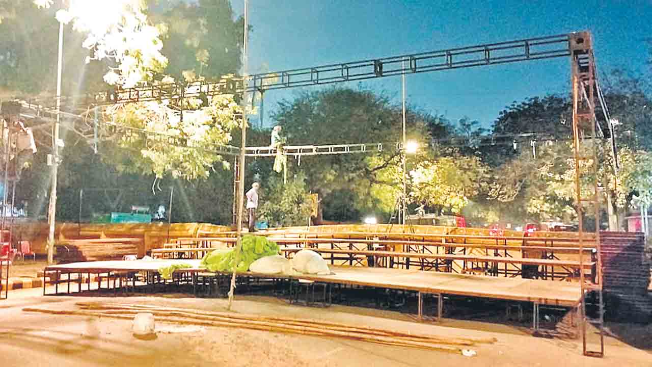 నేడు ఢిల్లీలో ఎమ్మెల్సీ కవిత దీక్ష