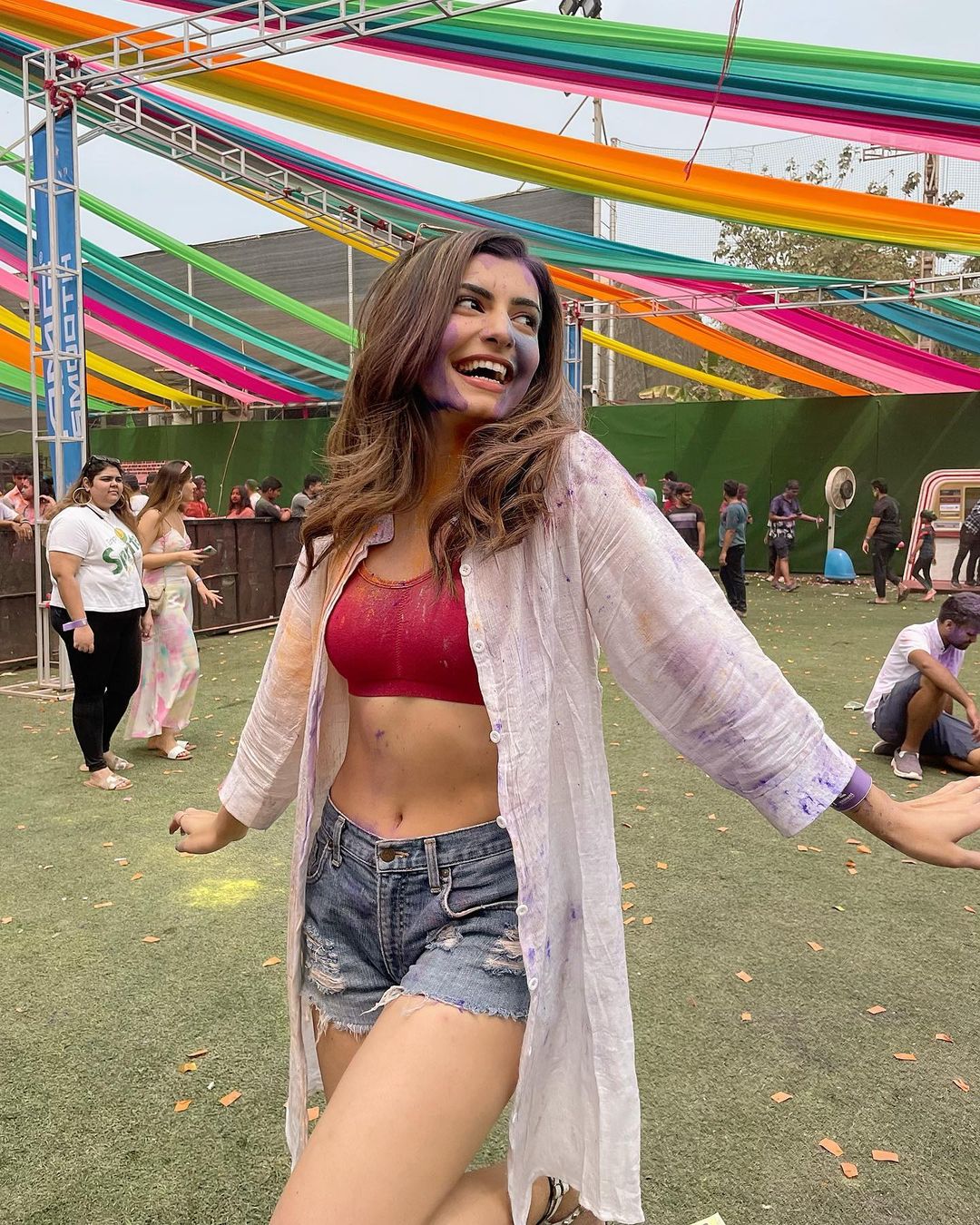 ( Photos : Instagram )