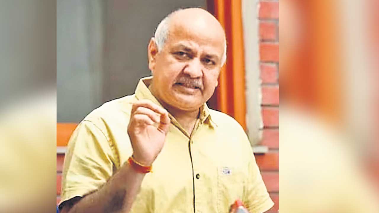 Manish Sisodia | నేను కాదు.. వాళ్ల టార్గెట్‌ కేజ్రీవాల్‌.. రాజీనామా లేఖలో మనీశ్‌ సిసోడియా