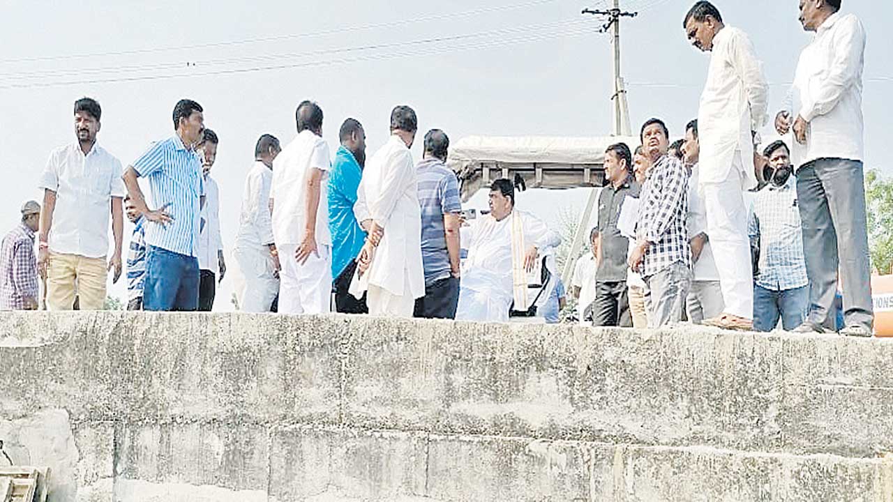 పనుల్లో నాణ్యతా ప్రమాణాలు పాటించాలి