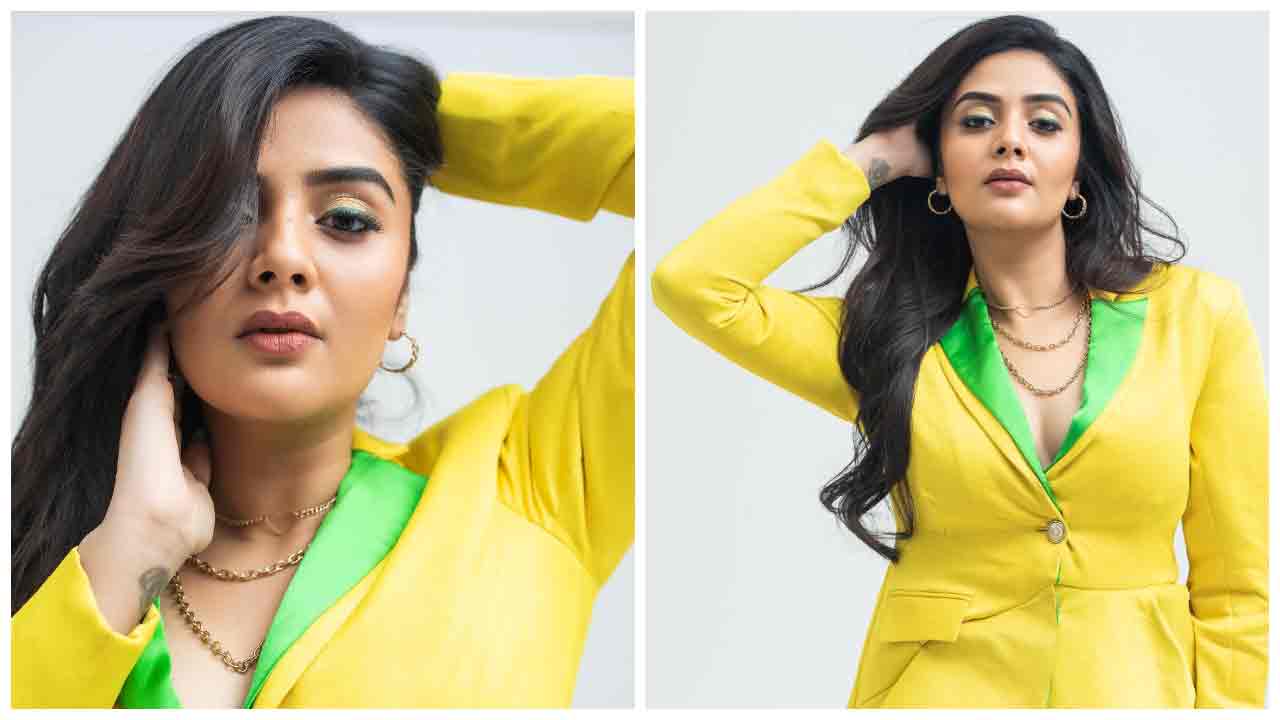 Sreemukhi | అల్ట్రా స్టైలిష్ పోజుల‌తో మురిపిస్తున్న శ్రీ‌ముఖి..