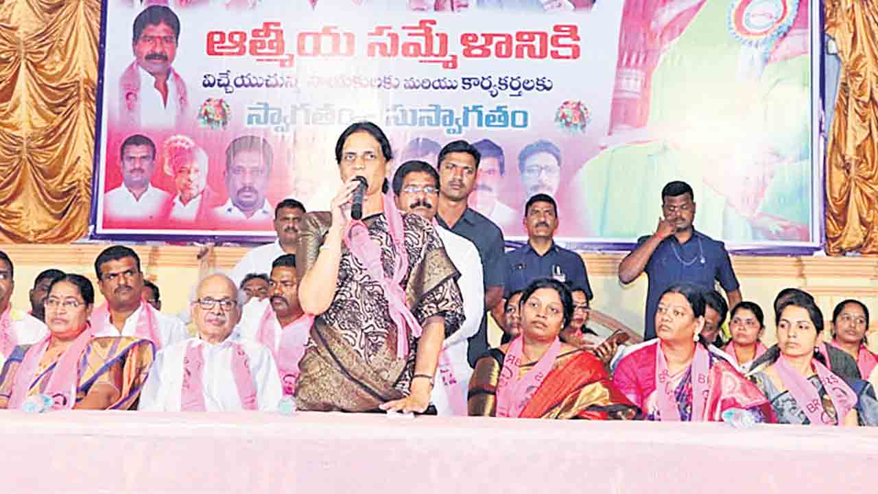 మన సంక్షేమ పథకాలు.. దేశానికే ఆదర్శం