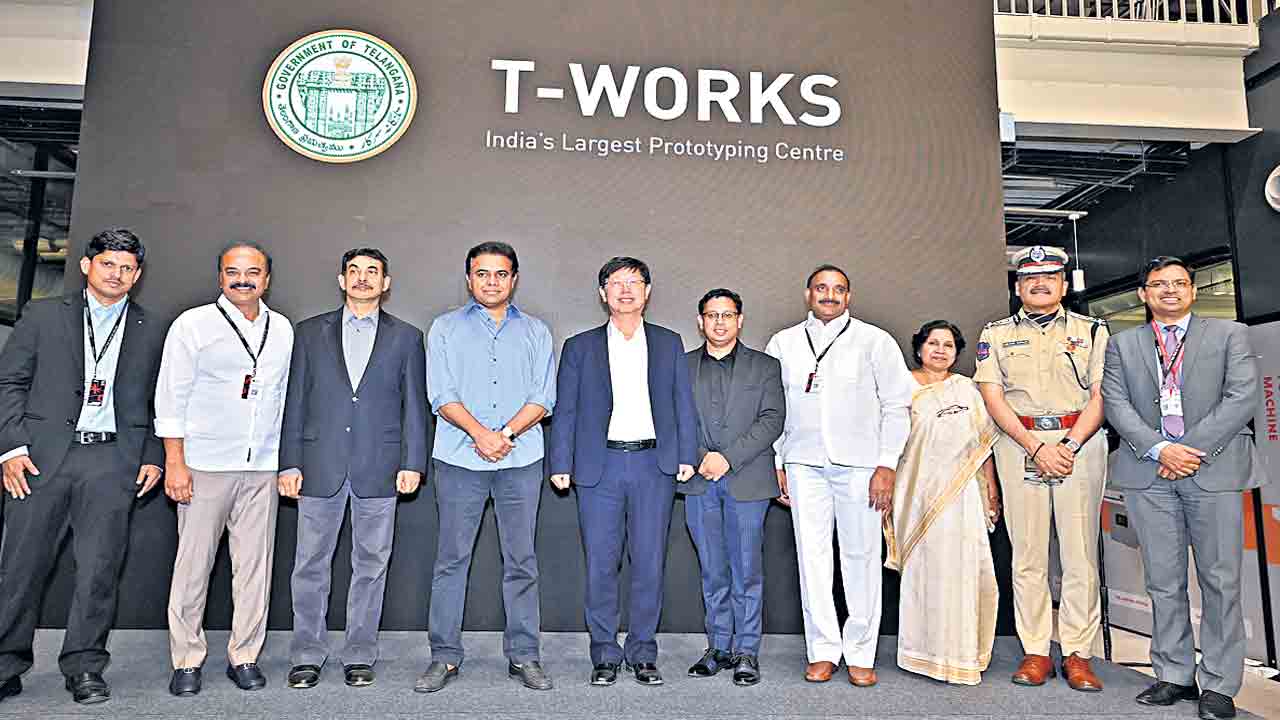 శరవేగంగా తెలంగాణ అభివృద్ధి : ఫాక్స్‌కాన్‌ చైర్మన్‌ యంగ్‌ లియు