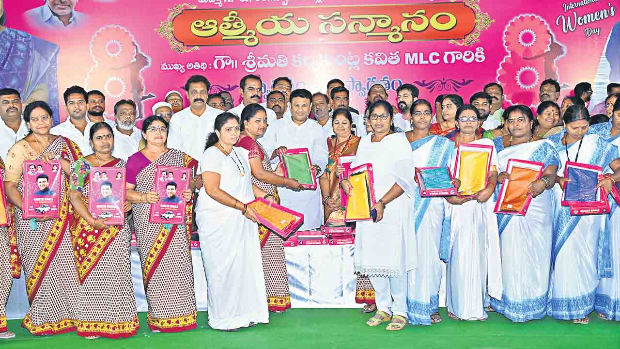 ప్రజాసేవలో ముందుంటా