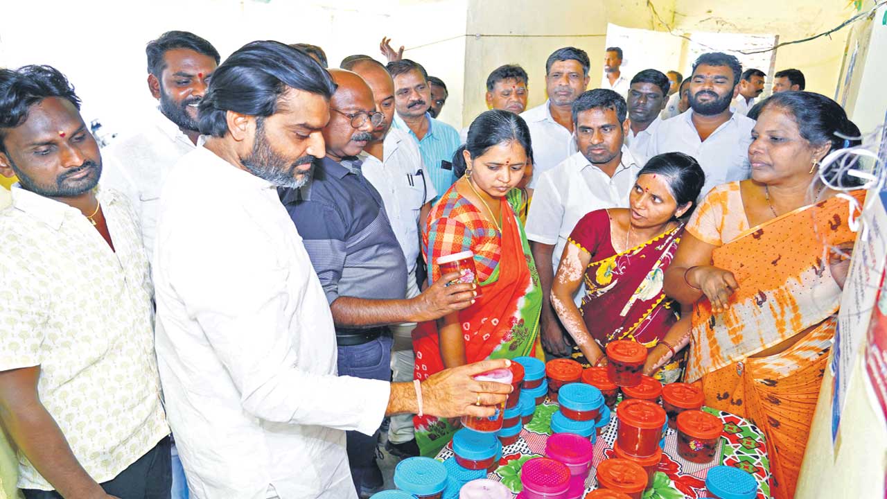 పథకాల అమలులో తెలంగాణ భేష్‌