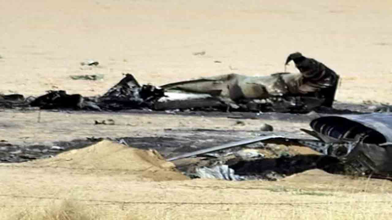 Trainer Aircraft Crash| కూలిన ట్రైనర్‌ ఎయిర్‌క్రాఫ్ట్‌.. ఇద్దరు పైలట్లు మిస్సింగ్‌