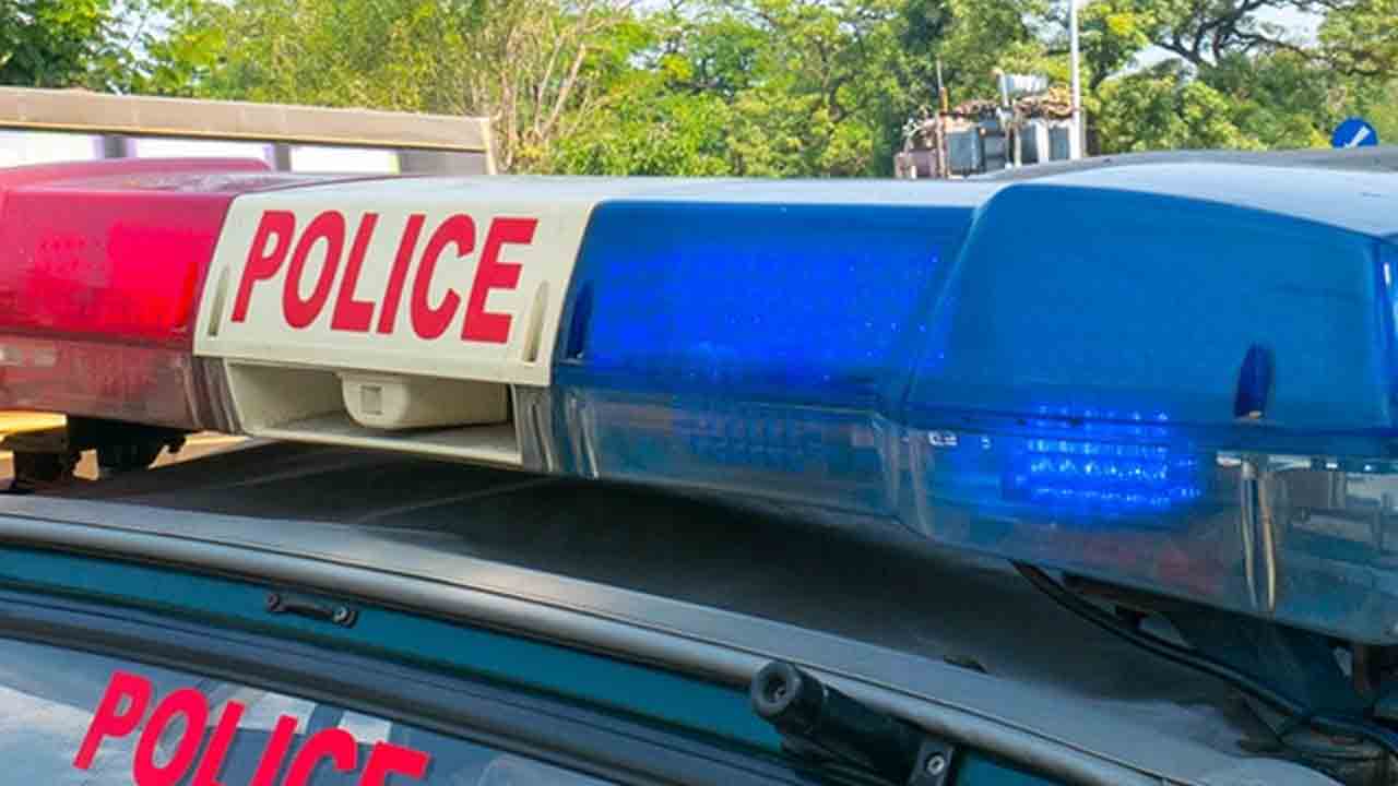 Kerala Doctor Ends Life | కెనడాలో రోడ్డు ప్రమాదంలో కుమారుడు మృతి.. ఇది తెలిసి కేరళలో డాక్టరైన   తల్లి ఆత్మహత్య