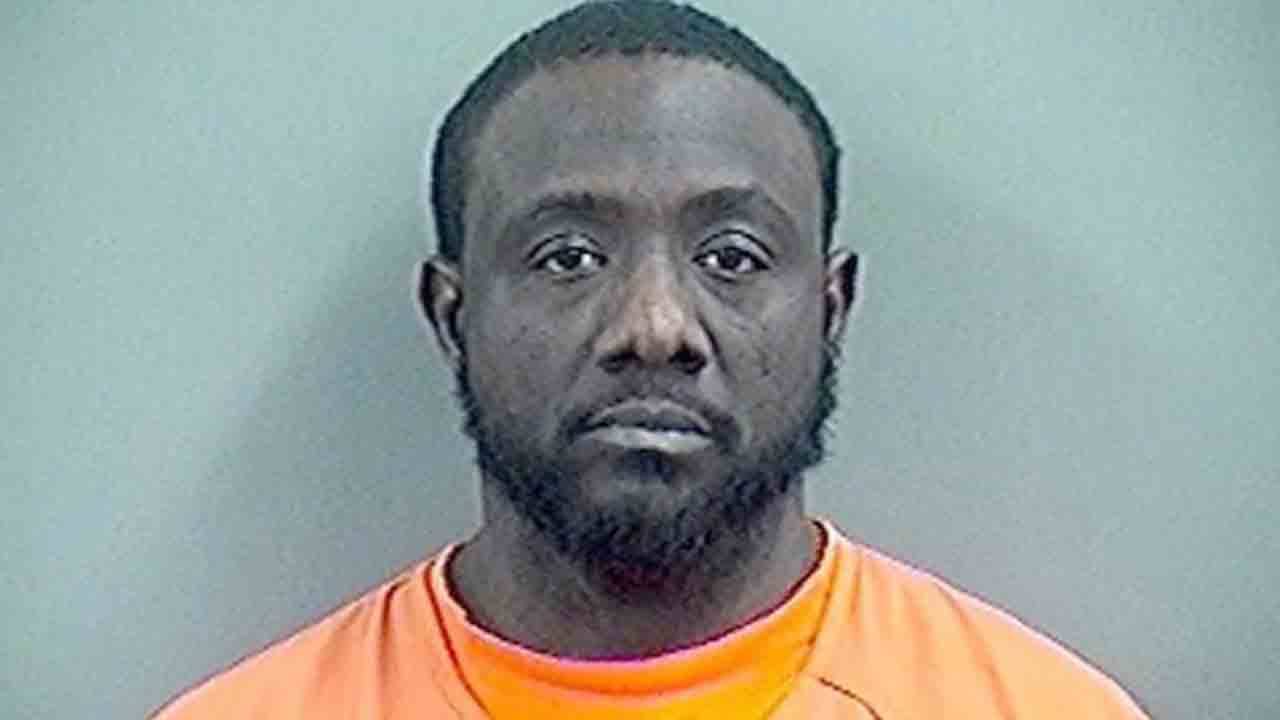 US Man | మహిళను హత్య చేసి గుండెను కోసి వండిన వ్యక్తి.. ఆపై ఇద్దరు కుటుంబ సభ్యులను హత్య