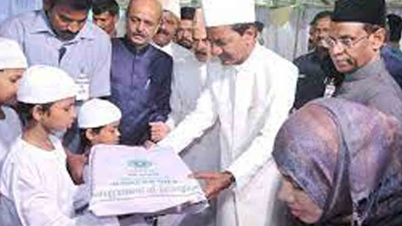 షబ్‌-ఏ-బరాత్‌కు ఏర్పాట్లు చేయాలి