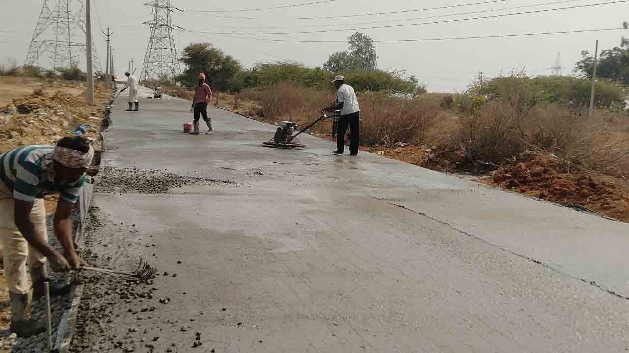 నిరీక్షణకు తెర.. వశ్యతండాకు తీరిన 20 ఏండ్ల రోడ్డు కల