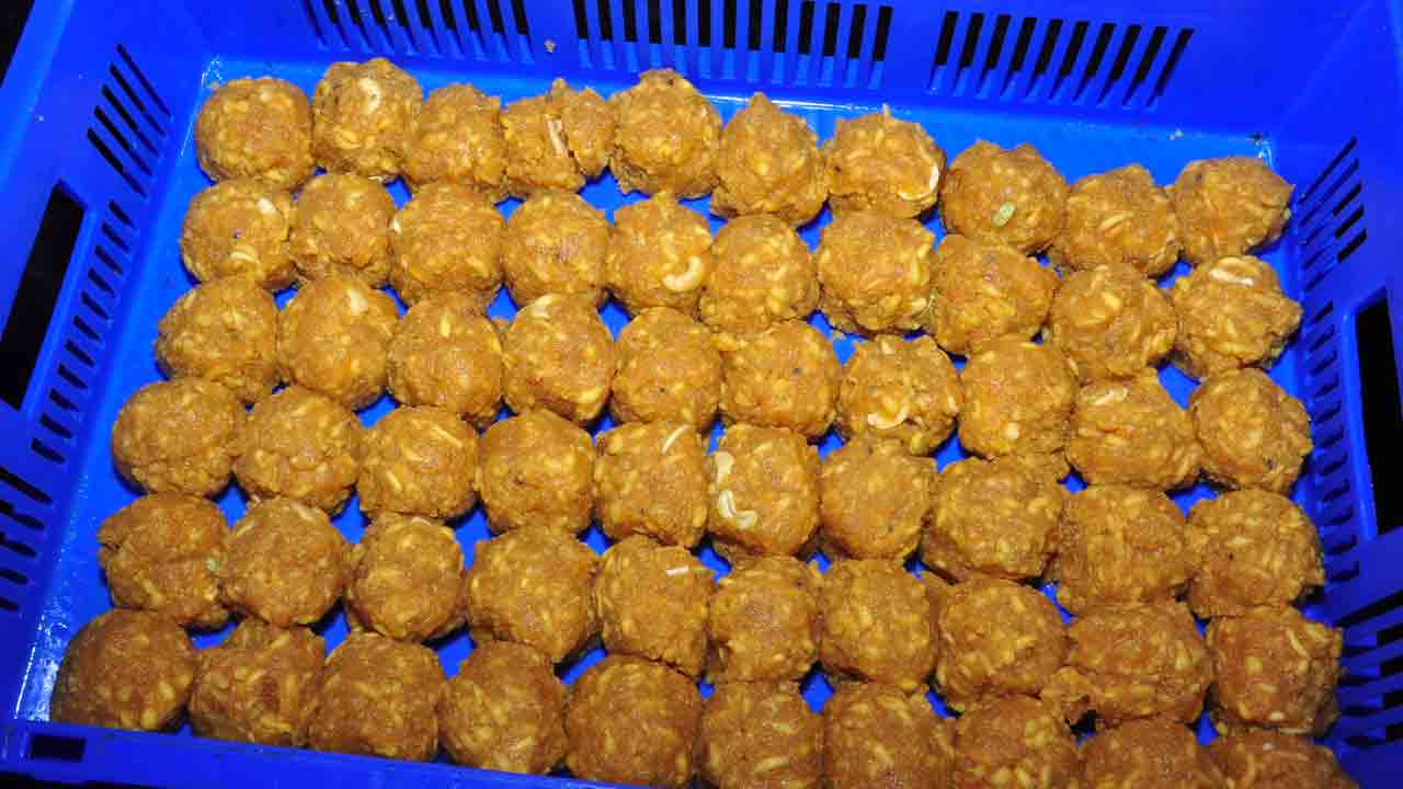 సురక్షితం యాదగిరీశుడి ప్రసాదం