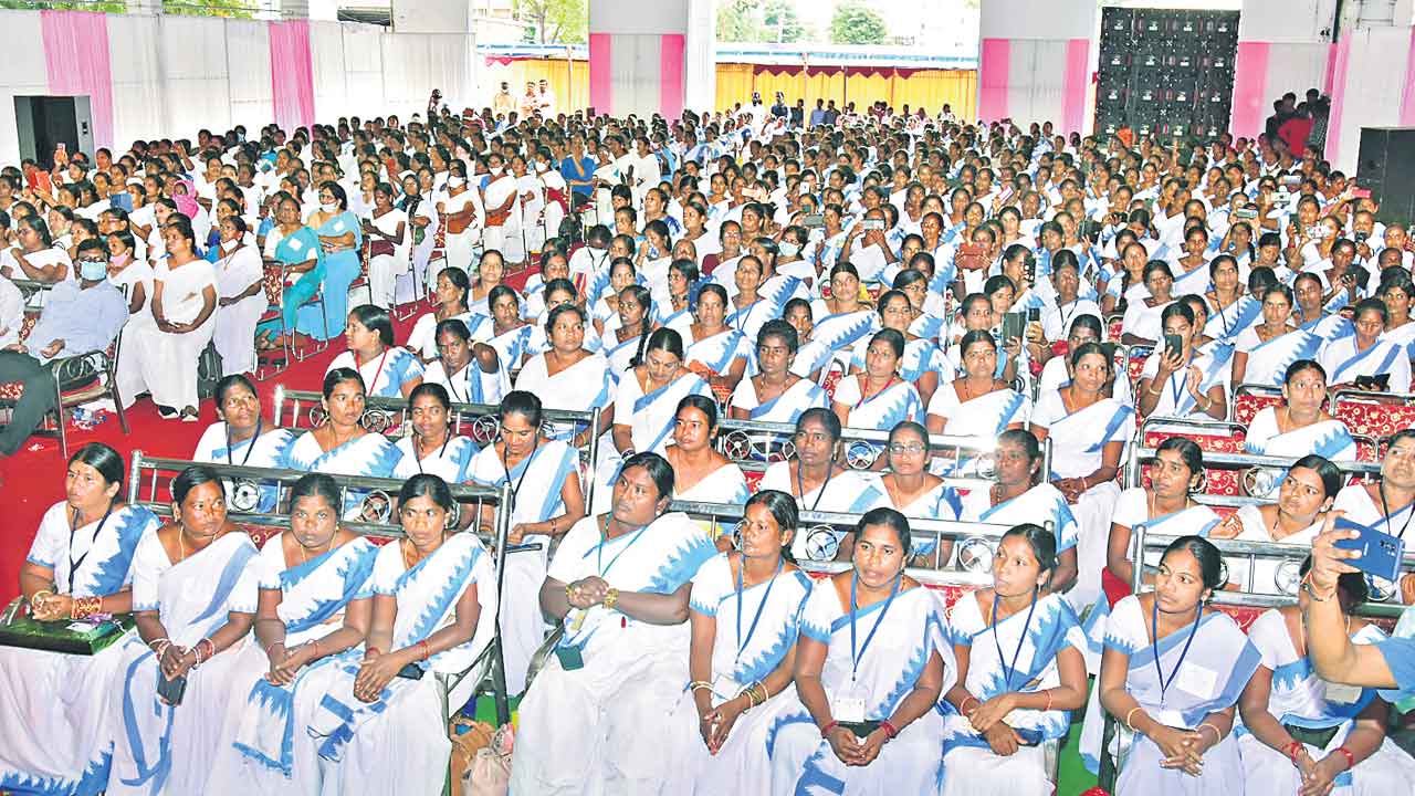 ASHA Workers | జీహెచ్‌ఎంసీలో మరో 1,540 ఆశ కార్యకర్తలు