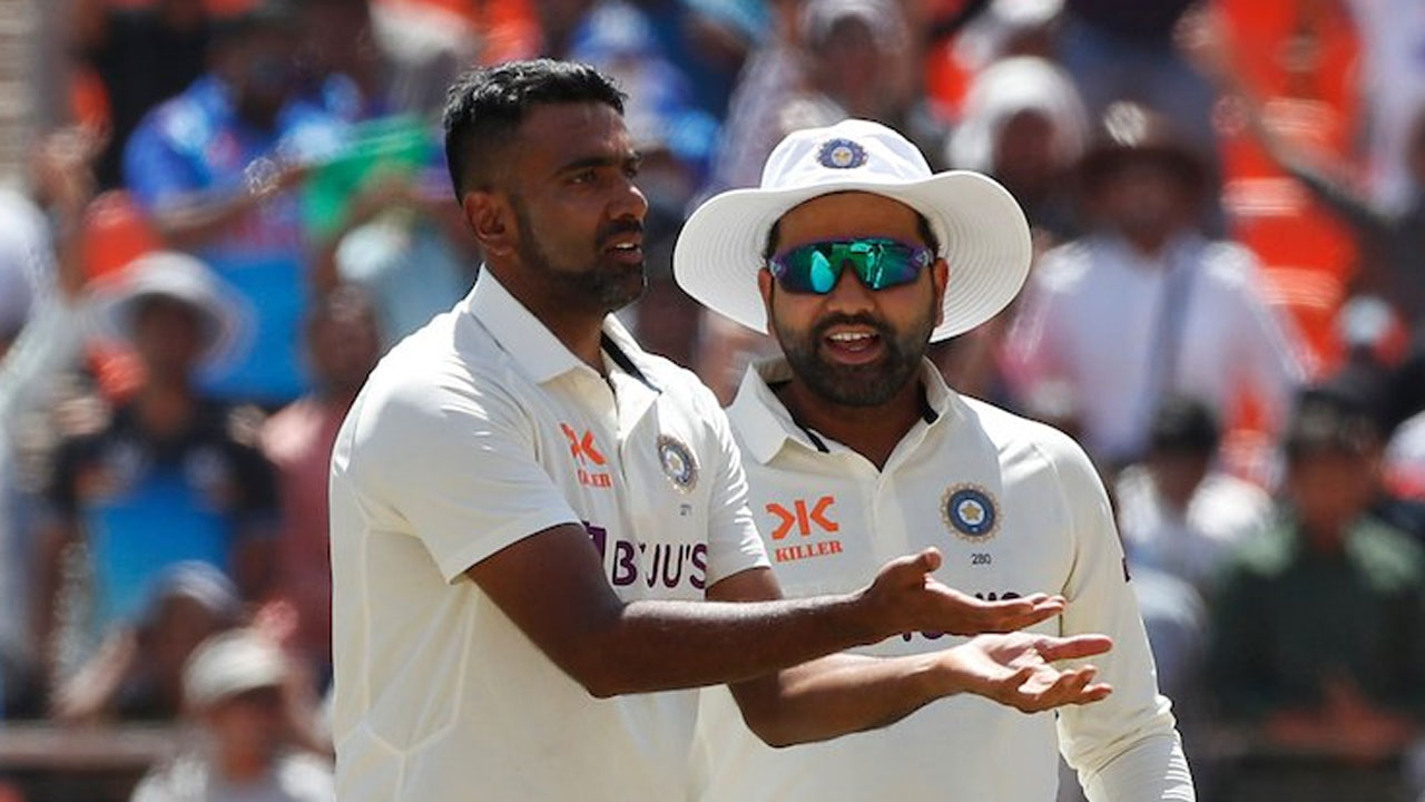 Ashwin: ఒకే ఓవ‌ర్‌లో అశ్విన్‌కు రెండు వికెట్లు..  వీడియో