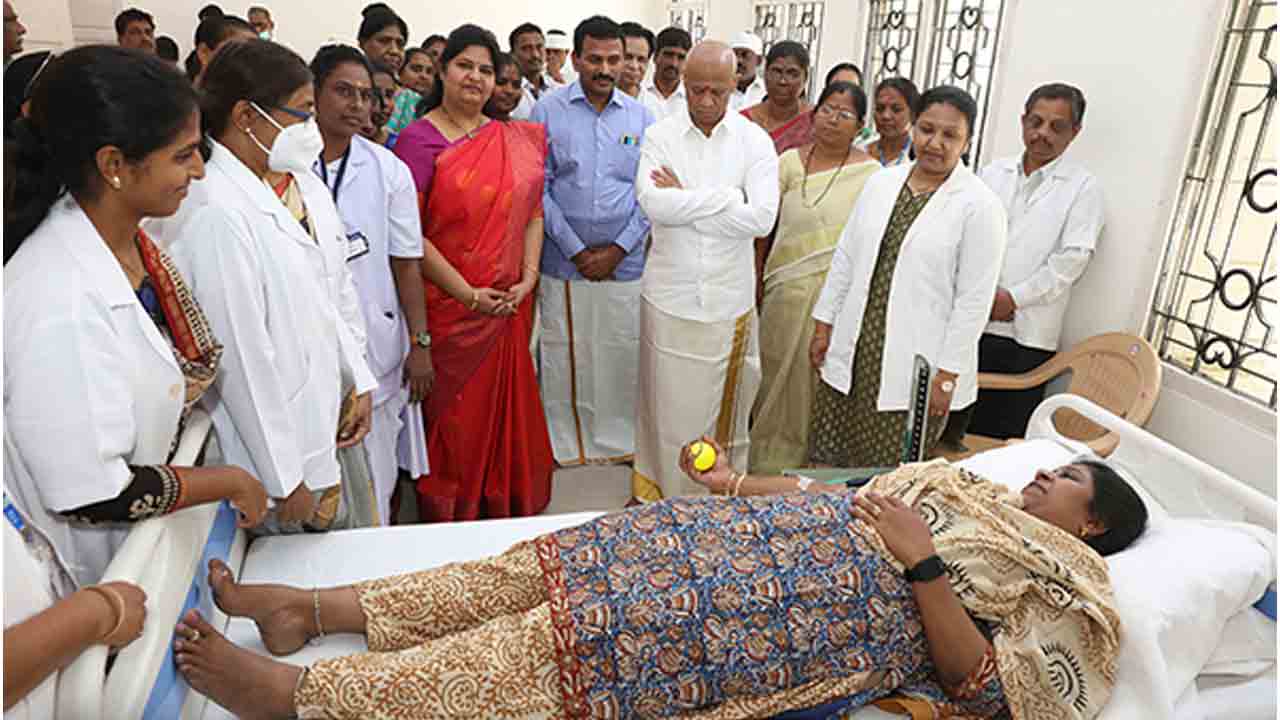Blood Donation | మహిళా దినోత్సవం సందర్భంగా టీటీడీ మహిళా ఉద్యోగుల రక్తదానం