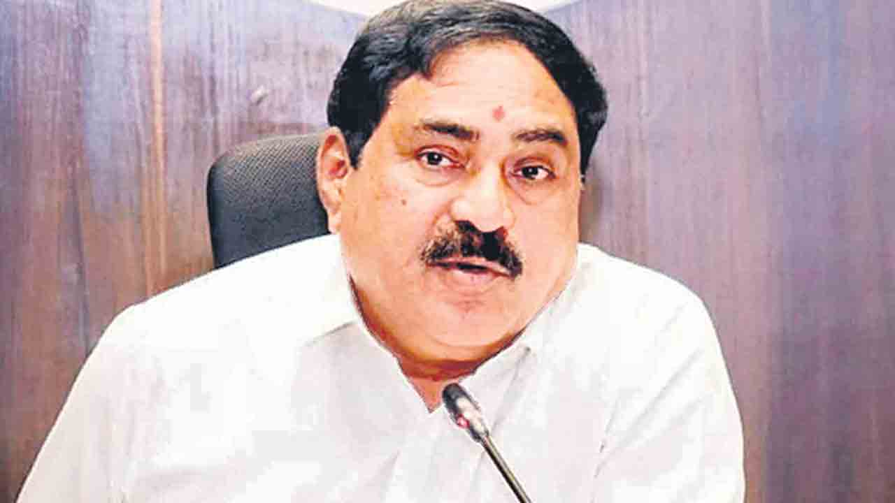 ఉపాధి హామీ నిర్వీర్యం