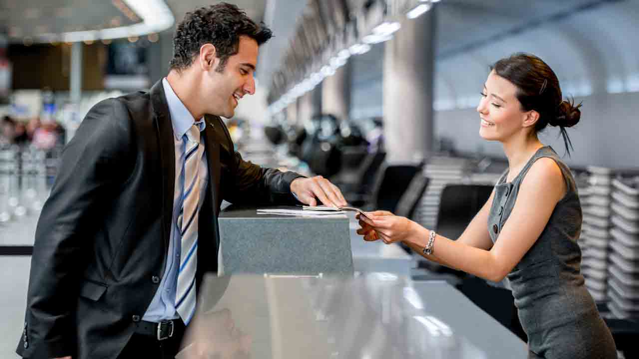 CarterX | జర్నీలో లగేజి మోయలేక ఇబ్బంది పడుతున్నారా? మీ కోసమే ఈ సర్వీస్‌ !!