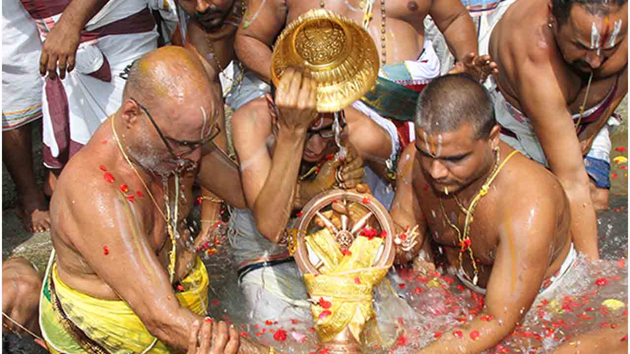 Tirupati | బ్రహ్మోత్సవాల్లో వేడుకగా శ్రీ కోదండరాముడి చక్రస్నానం