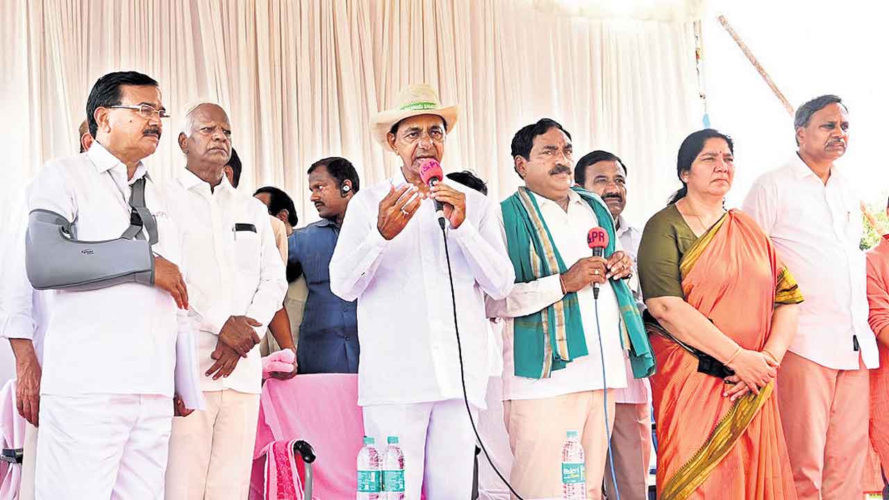 అధైర్యపడొద్దు.. అండగా ప్రభుత్వం