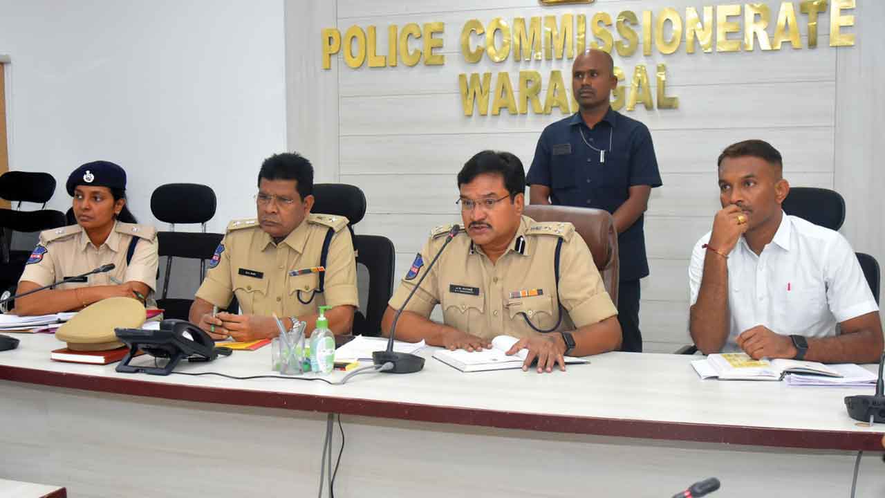 చిట్‌ఫండ్‌ డబ్బులు సమయానికి చెల్లించాలి