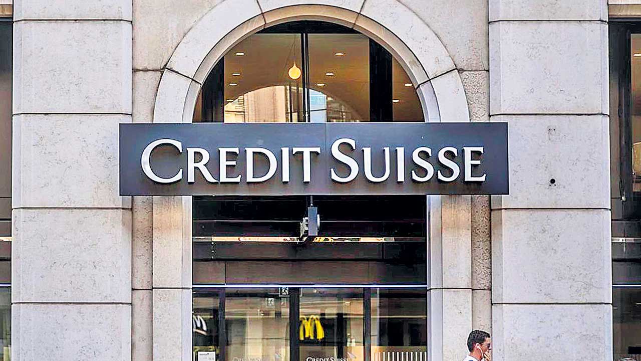 Credit Suisse Bank | యూరప్‌కూ పాకిన బ్యాంకుల సంక్షోభం.. క్రెడిట్‌ స్విస్‌ బ్యాంకు పదేళ్ల లాభాలు ఆవిరి!