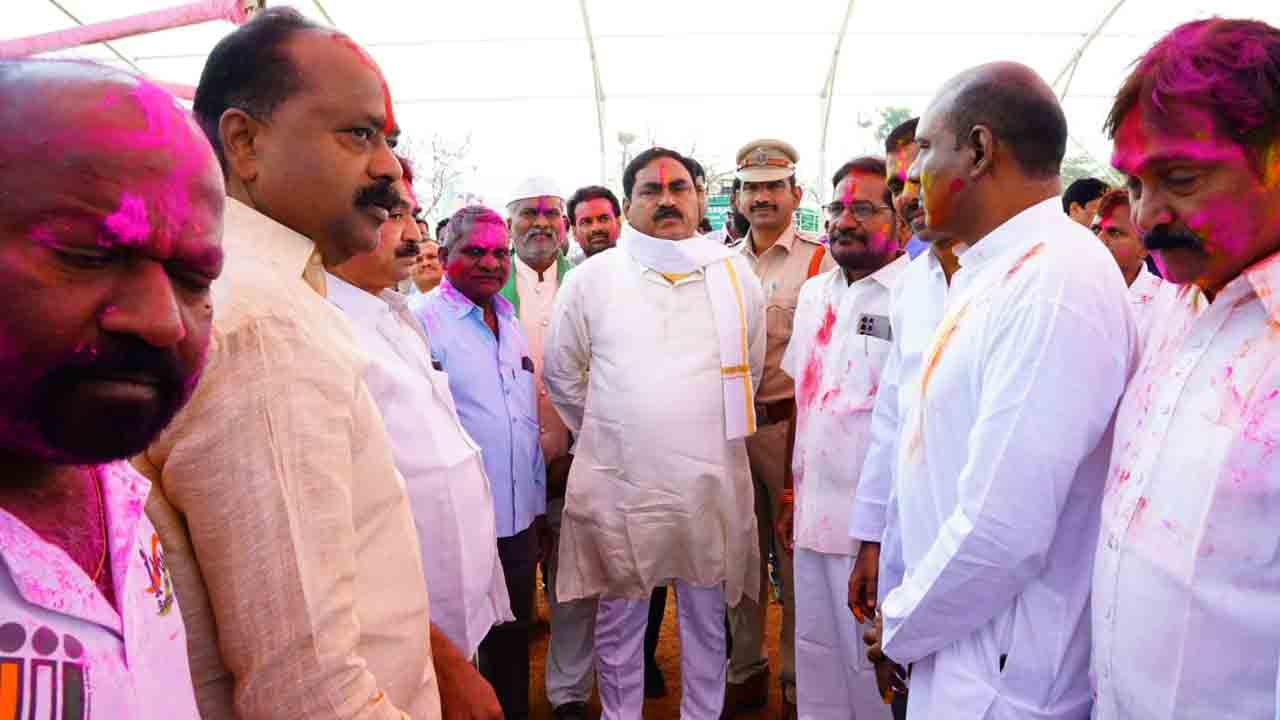 Minister KTR | రేపు తొర్రూరుకు మంత్రి కేటీఆర్.. రూ. 750 కోట్ల వడ్డీ లేని రుణాలు పంపిణీ ప్రారంభం