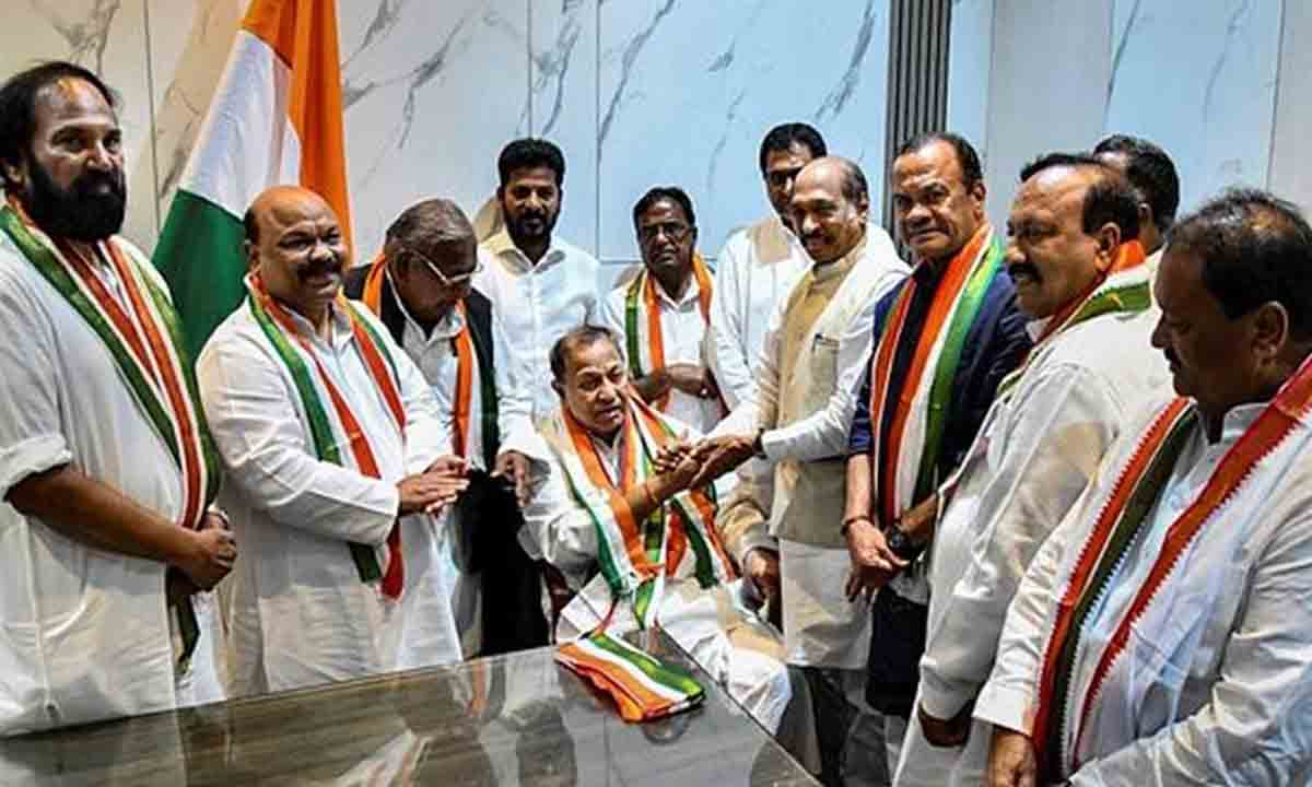 డీఎస్‌ చేరికతో కాంగ్రెస్‌కు ఒరిగేదేమీ లేదు : నిజామాబాద్‌ పీసీసీ ఇన్చార్జి