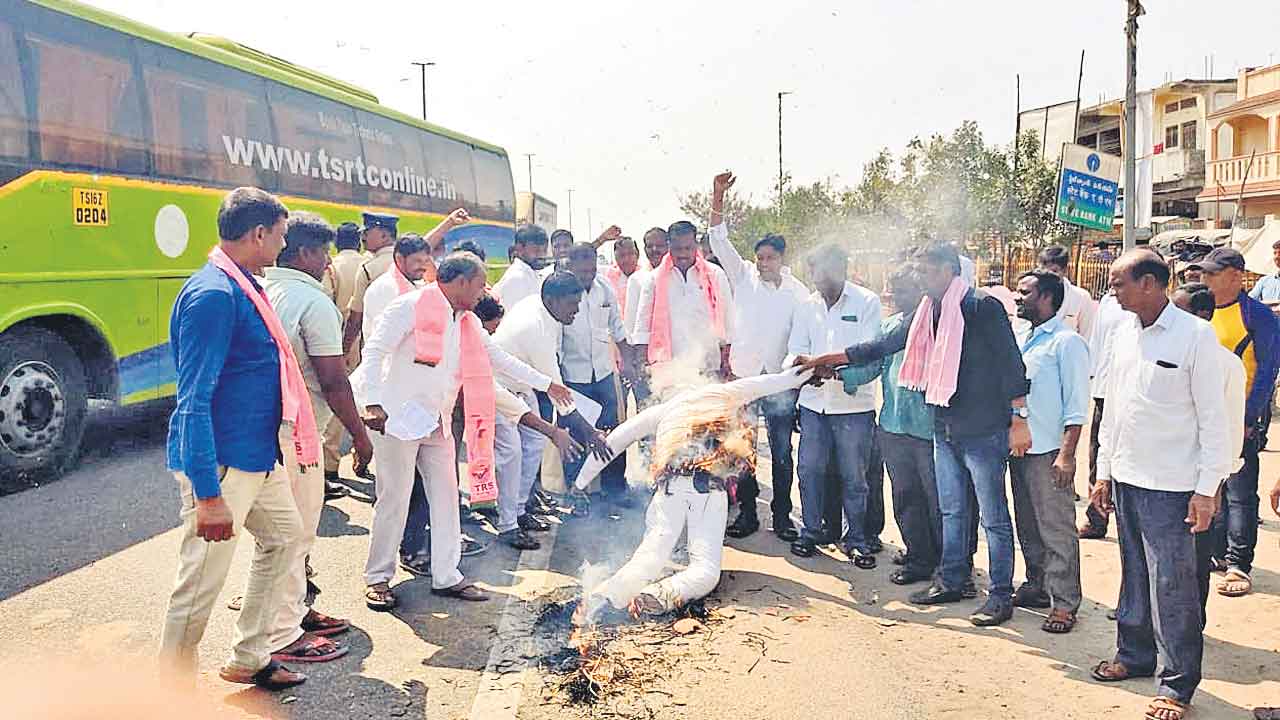ప్రజాగ్రహం.. గ్యాస్‌ ధరలపై పెంపుపై వెల్లువెత్తిన ఆందోళనలు