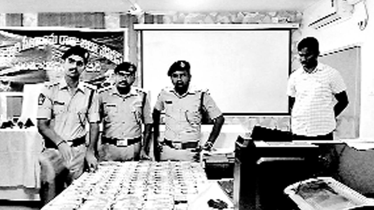 పాల్వంచ కేంద్రంగా దొంగ నోట్ల ముద్రణ