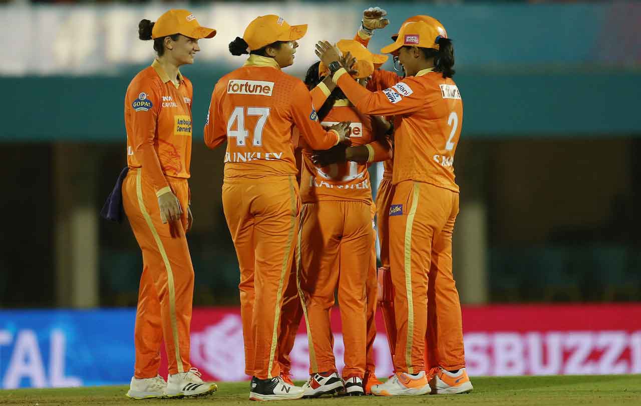 DC vs GG | క్యాప్సే ర‌నౌట్.. మూడు వికెట్లు కోల్పోయిన‌ ఢిల్లీ.. స్కోర్ ఎంతంటే..?