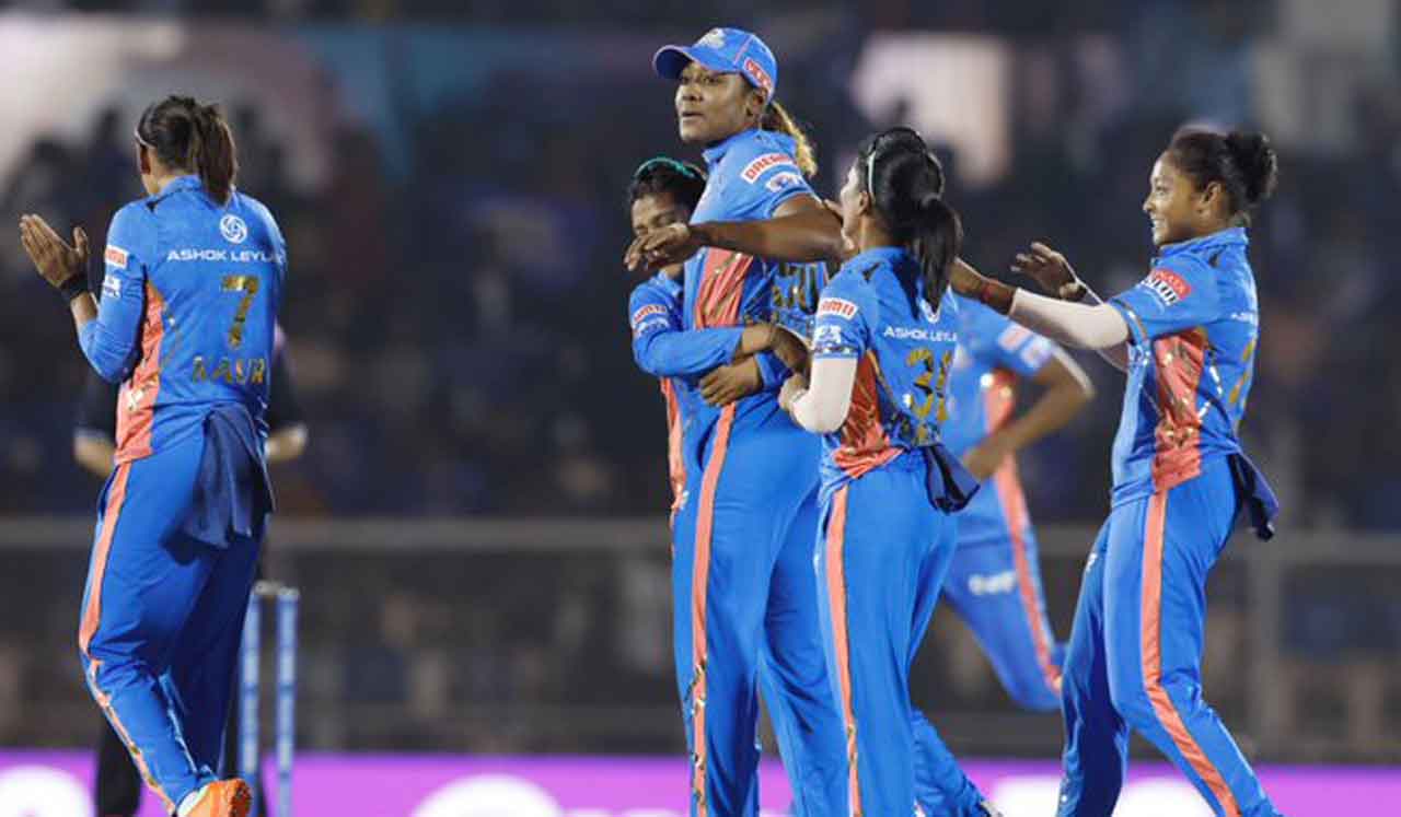 MI vs RCB | రీచా ఘోష్ ఔట్.. ఆర్సీబీ స్కోర్ ఎంతంటే..?