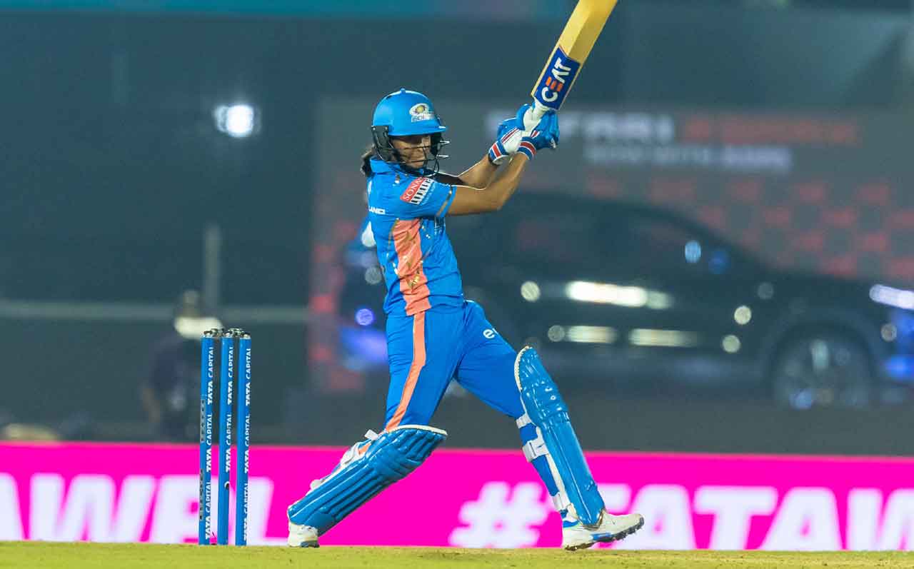 MI vs UPW | ఎదురులేని ముంబై.. యూపీ వారియ‌ర్స్‌పై 8 వికెట్ల‌తో ఘ‌న విజ‌యం