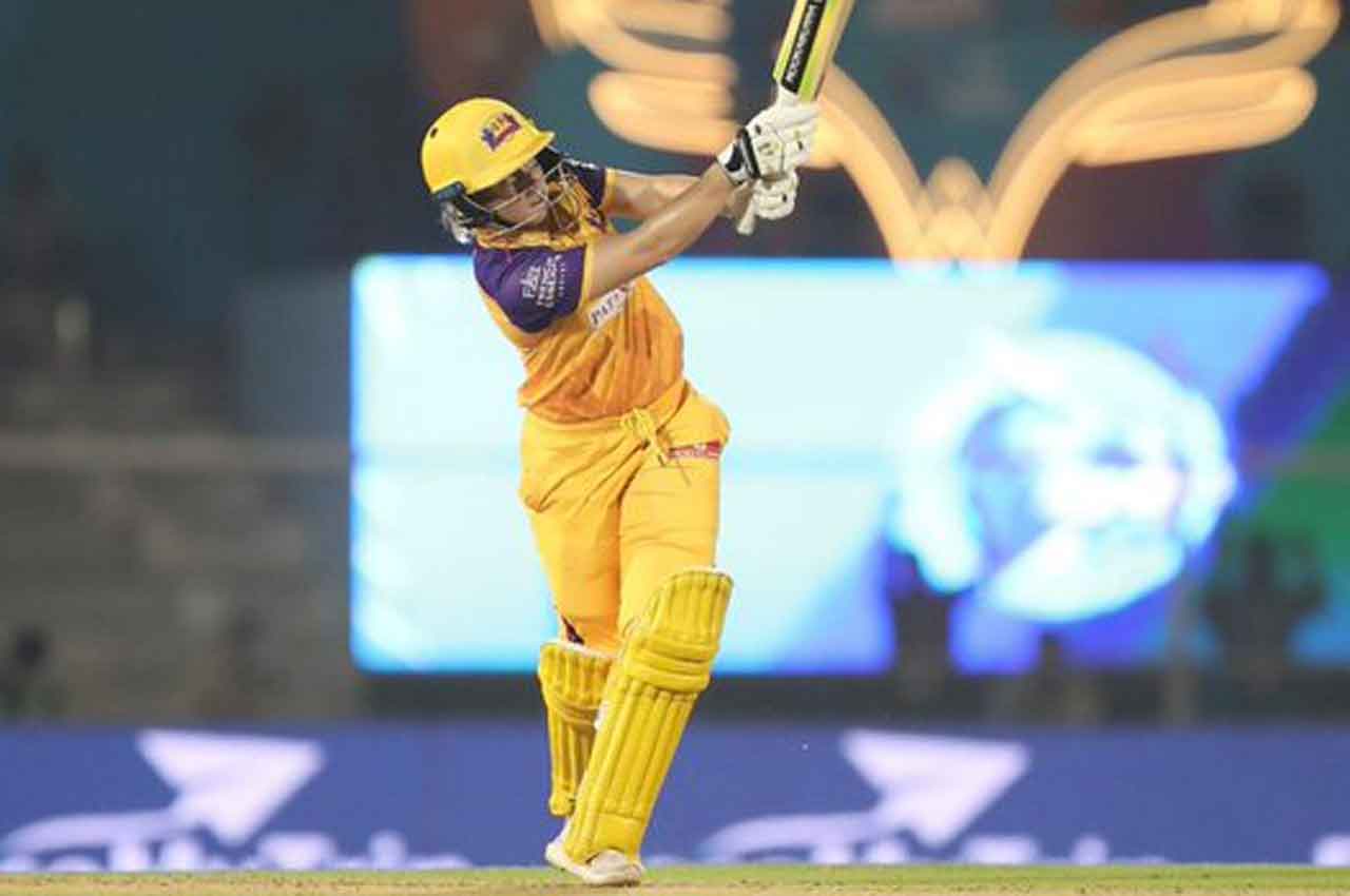 MI vs UPW | హేలీ హాఫ్ సెంచరీ.. యూపీ వారియ‌ర్స్ స్కోర్ ఎంతంటే..?